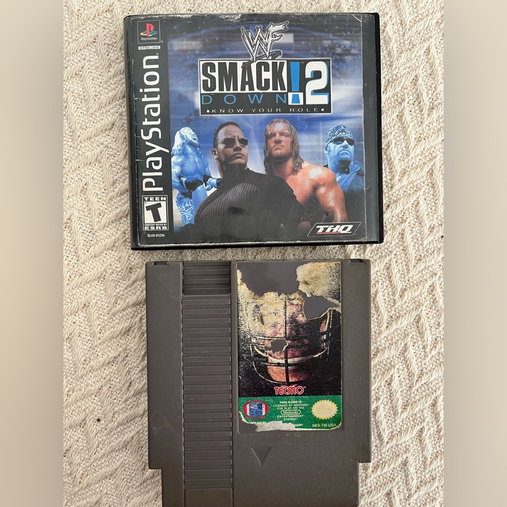 WWF Smackdown 2 Know Your Role PS1 PlayStation and Nintendo football game bundle